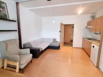 Pronájem bytu 1+kk, Praha - Vysočany, Poděbradská, 33 m2