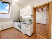 Pronájem bytu 1+1, Praha - Nusle, Křesomyslova, 38 m2