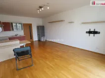 Pronájem bytu 2+kk, Praha - Žižkov, Jeseniova, 60 m2