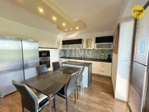 Pronájem rodinného domu, Vícenice u Náměště nad Oslavou, 230 m2