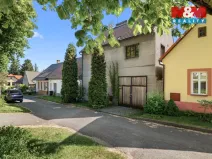 Prodej rodinného domu, Rynholec, nám. 1. máje, 363 m2