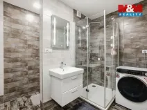 Prodej bytu 3+1, Praha - Prosek, Prosecká, 69 m2