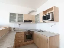 Pronájem bytu 1+kk, Praha - Záběhlice, Mikanova, 28 m2