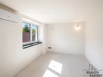 Prodej rodinného domu, Hluboké Mašůvky, 54 m2