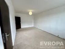 Prodej bytu 2+1, Plzeň - Doubravka, Zábělská, 62 m2