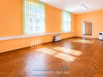 Pronájem kanceláře, Znojmo, Horní náměstí, 96 m2