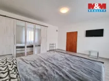 Pronájem bytu 2+kk, Karlovy Vary - Dvory, Chebská, 79 m2