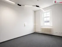 Pronájem kanceláře, Karlovy Vary - Stará Role, Na Výhledě, 28 m2