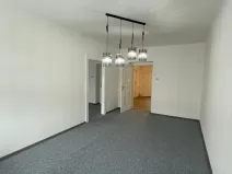 Pronájem bytu 3+1, Pardubice, náměstí Čs. legií, 96 m2