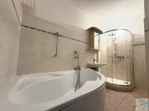 Pronájem bytu 2+1, Krnov, Albrechtická, 60 m2