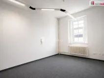 Pronájem kanceláře, Karlovy Vary, Na Výhledě, 28 m2