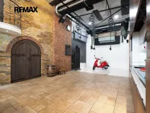 Prodej obchodního prostoru, Praha - Troja, Vřesová, 240 m2