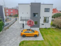Pronájem bytu 6+kk a větší, Ostrava, Třebovická, 194 m2