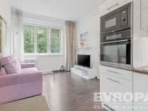 Prodej bytu 2+kk, Praha - Vinohrady, Hollarovo náměstí, 43 m2