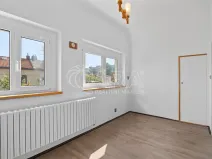 Pronájem bytu 2+kk, Praha - Prosek, Poleradská, 40 m2