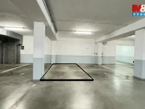 Pronájem garážového stání, Šumperk, Langrova, 13 m2