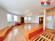 Pronájem bytu 1+1, Hradec Králové, Pospíšilova, 69 m2