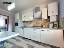 Prodej bytu 2+1, Karlovy Vary, Západní, 62 m2