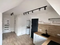 Pronájem bytu 2+1, Chlumec nad Cidlinou - Chlumec nad Cidlinou II, Nábřeží Julia Fučíka, 60 m2
