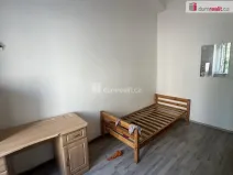 Pronájem bytu 1+kk, Praha - Kobylisy, Zenklova, 15 m2