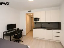 Pronájem bytu 1+kk, Praha - Hlubočepy, Na Zlíchově, 26 m2