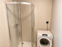 Pronájem bytu 1+kk, Praha - Hlubočepy, Na Zlíchově, 26 m2