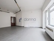 Pronájem obchodního prostoru, Praha, Semanského, 140 m2