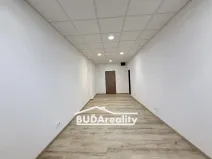 Pronájem kanceláře, Zlín, nám. T. G. Masaryka, 24 m2