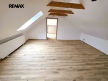 Pronájem kanceláře, Slavkov u Brna, 72 m2