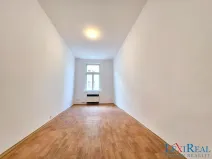 Pronájem bytu 1+1, Praha - Nusle, Bělehradská, 28 m2