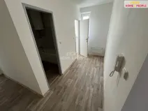 Pronájem bytu 2+1, Karlovy Vary, Závodu míru, 71 m2