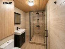Prodej bytu 2+1, Karlovy Vary - Stará Role, Závodu míru, 68 m2