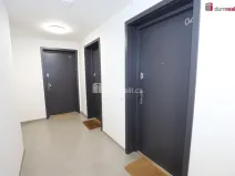 Pronájem bytu 1+kk, Praha - Dolní Chabry, Ústecká, 37 m2