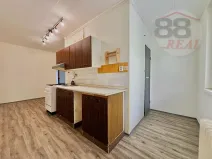 Prodej bytu 2+1, Klášterec nad Ohří, Školní, 49 m2