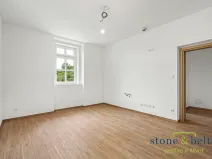 Prodej bytu 1+kk, Vrchlabí, Peklo, 27 m2