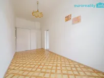 Prodej bytu 2+1, Karlovy Vary, Dr. Davida Bechera, 79 m2