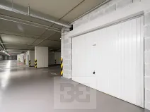 Pronájem garáže, Praha - Vysočany, Poděbradská, 20 m2
