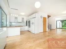 Pronájem rodinného domu, Praha - Nebušice, K vinicím, 230 m2