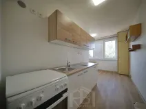 Prodej bytu 2+1, Jindřichův Hradec, sídliště Vajgar, 61 m2