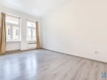 Pronájem bytu 1+1, Praha - Žižkov, Husitská, 28 m2