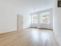 Prodej bytu 2+kk, Jáchymov, náměstí Republiky, 67 m2