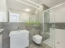 Pronájem bytu 2+kk, Praha, Pakoměřická, 43 m2