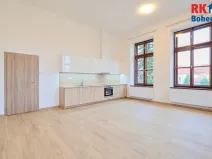 Pronájem bytu 1+kk, Český Brod, nám. Arnošta z Pardubic, 40 m2