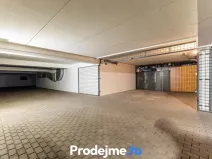 Prodej garáže, Znojmo, náměstí Svobody, 30 m2