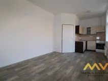 Pronájem bytu 1+kk, Hradec Králové - Nový Hradec Králové, Hlavní, 25 m2