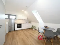 Pronájem kanceláře, Praha - Holyně, Za Knotkem, 79 m2