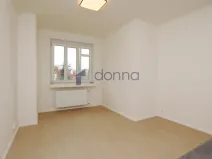 Pronájem bytu 1+kk, Praha, Myslbekova, 26 m2