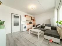 Prodej bytu 2+kk, Praha - Troja, Lešenská, 31 m2
