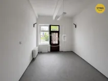 Pronájem obchodního prostoru, Třinec, nám. Míru, 39 m2