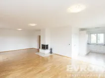 Pronájem vily, Průhonice, Pod Valem II., 350 m2
